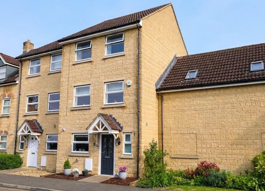 Main image of property: Avenue De Gien, Malmesbury, SN16
