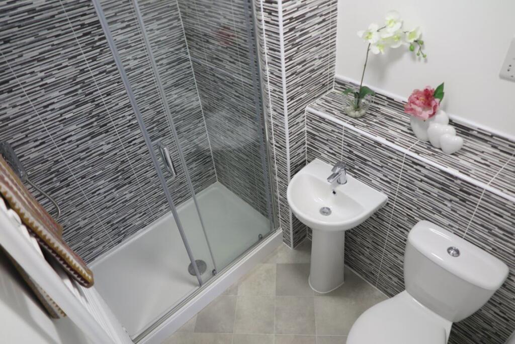 Apartment in Charnwood, Leicestershire - More
