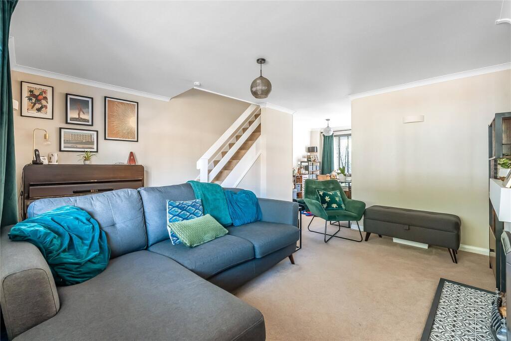 House in Guildford - View 5