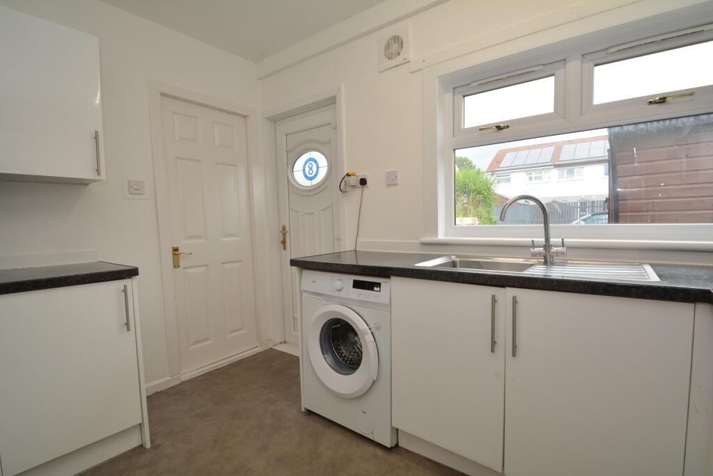 8 Linkwood Avenue, Glasgow, G15 7TU photo 4