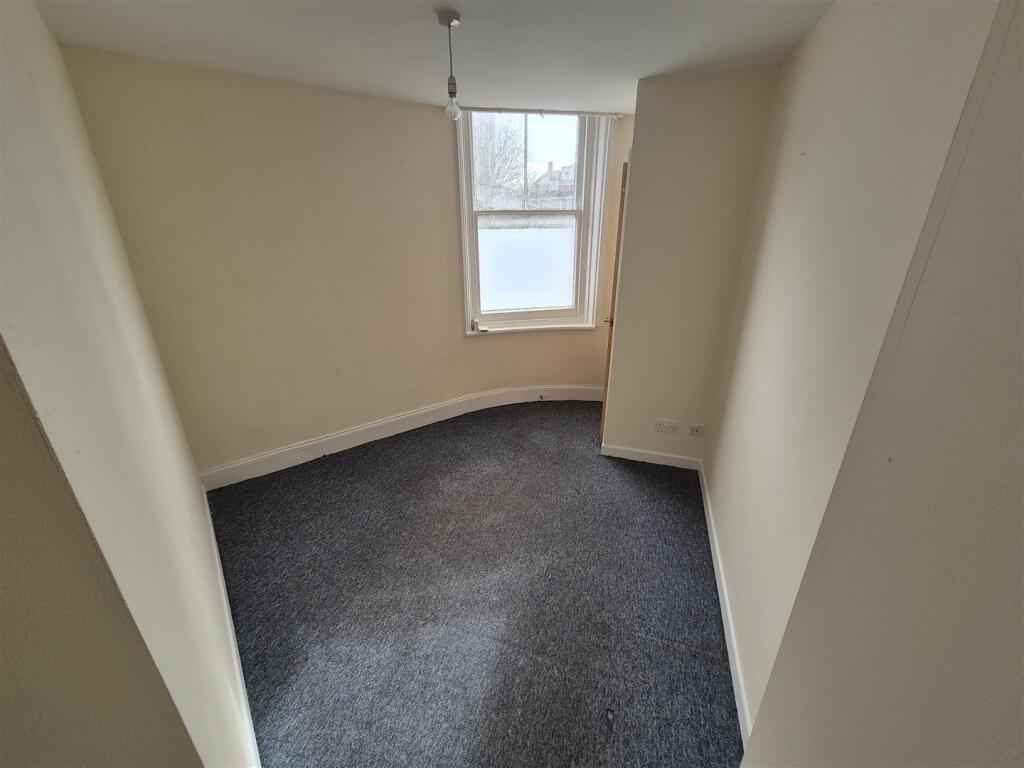 Additional image 3 of One Bedroom Flat, Lansdowne