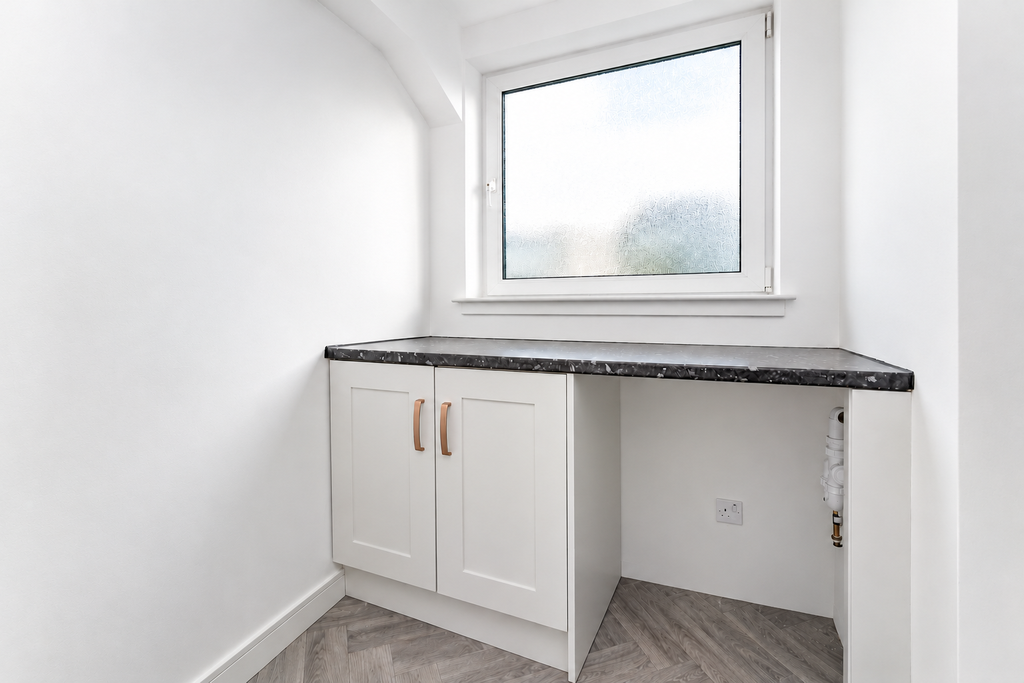 Apartment in Edinburgh - More