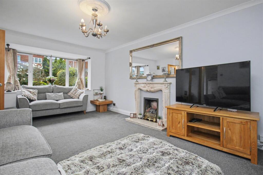 House in Rothwell, North Northamptonshire - View 3