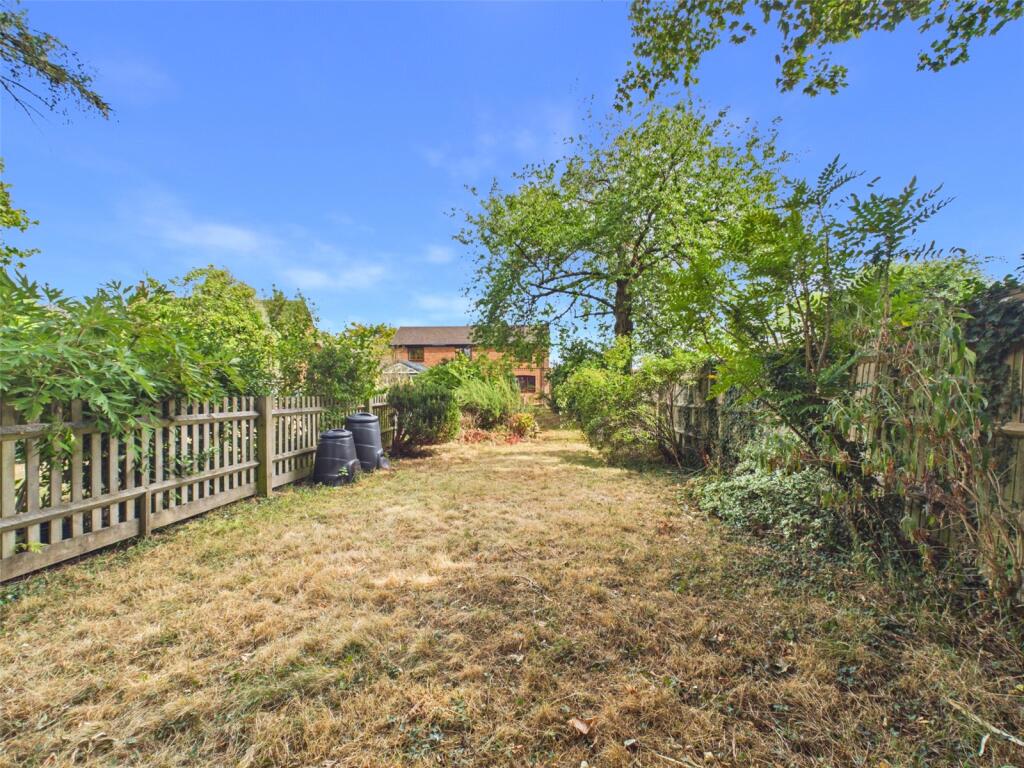 House in Bledlow Ridge, Rout's Green, Bledlow-cum-Saunderton - View 2