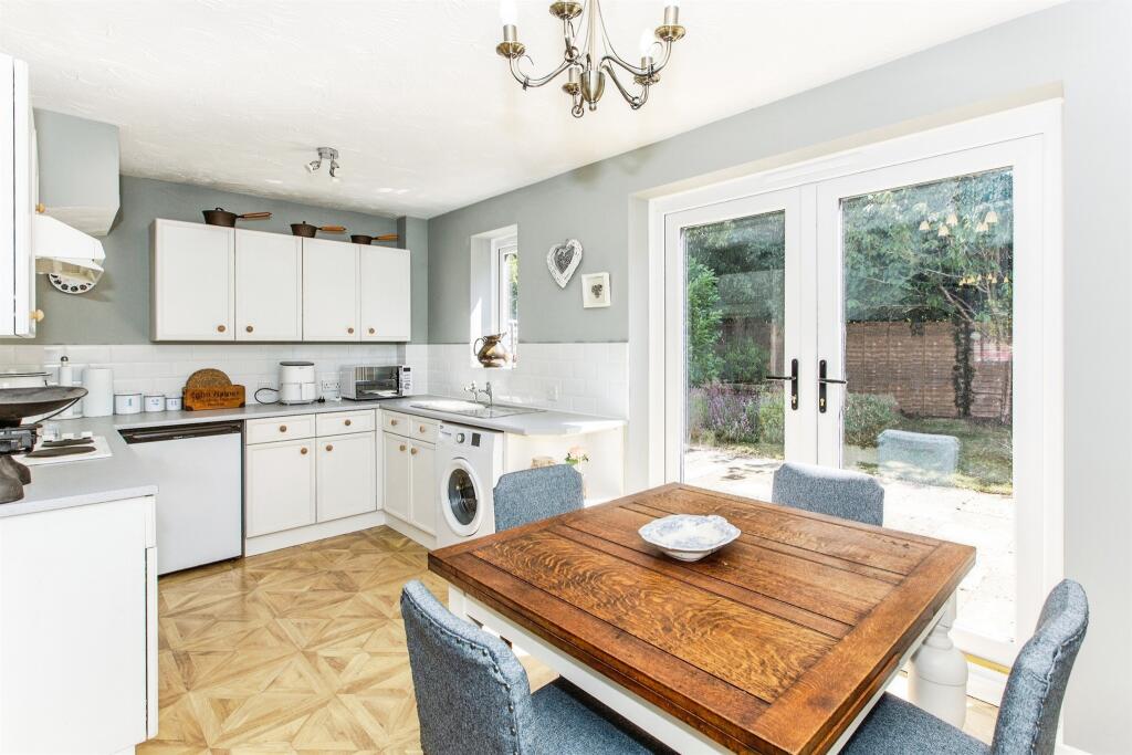Treen Close, Thrapston, Kettering - View 3