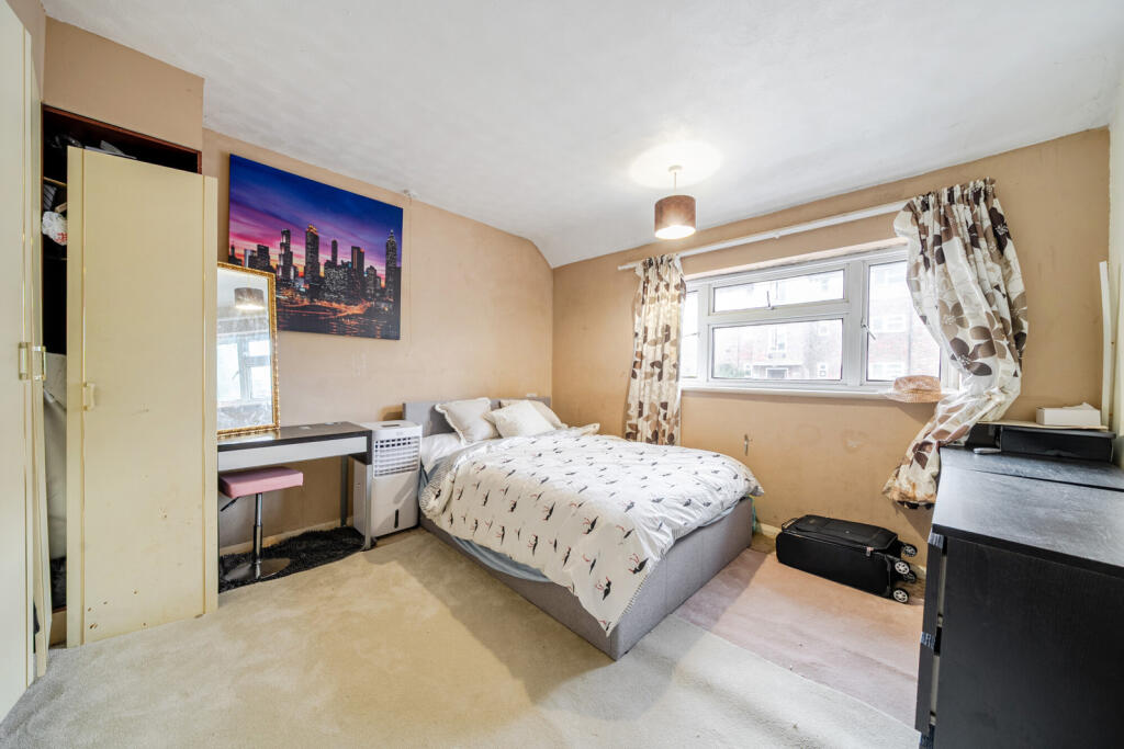 House in Bromley - View 5