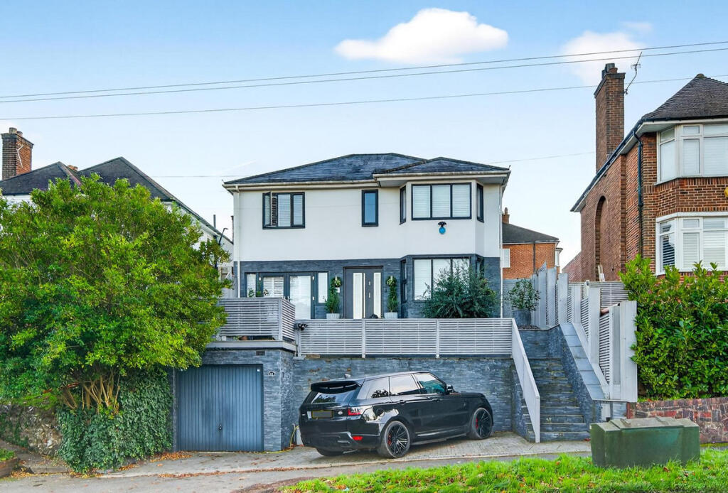 Main image of property: Mitchley Avenue, Purley, CR8 1