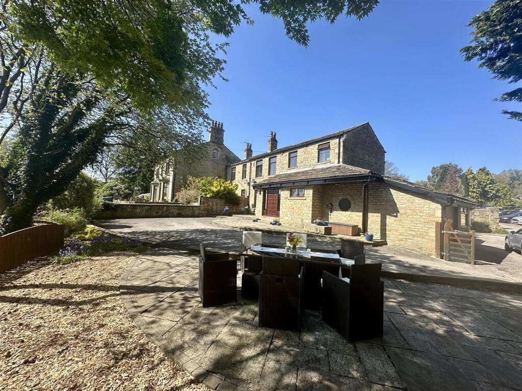 Main image of property: Huddersfield Road, Mirfield