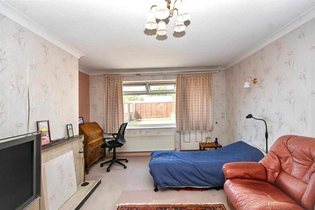 Dene Drive, Eastbourne photo 5