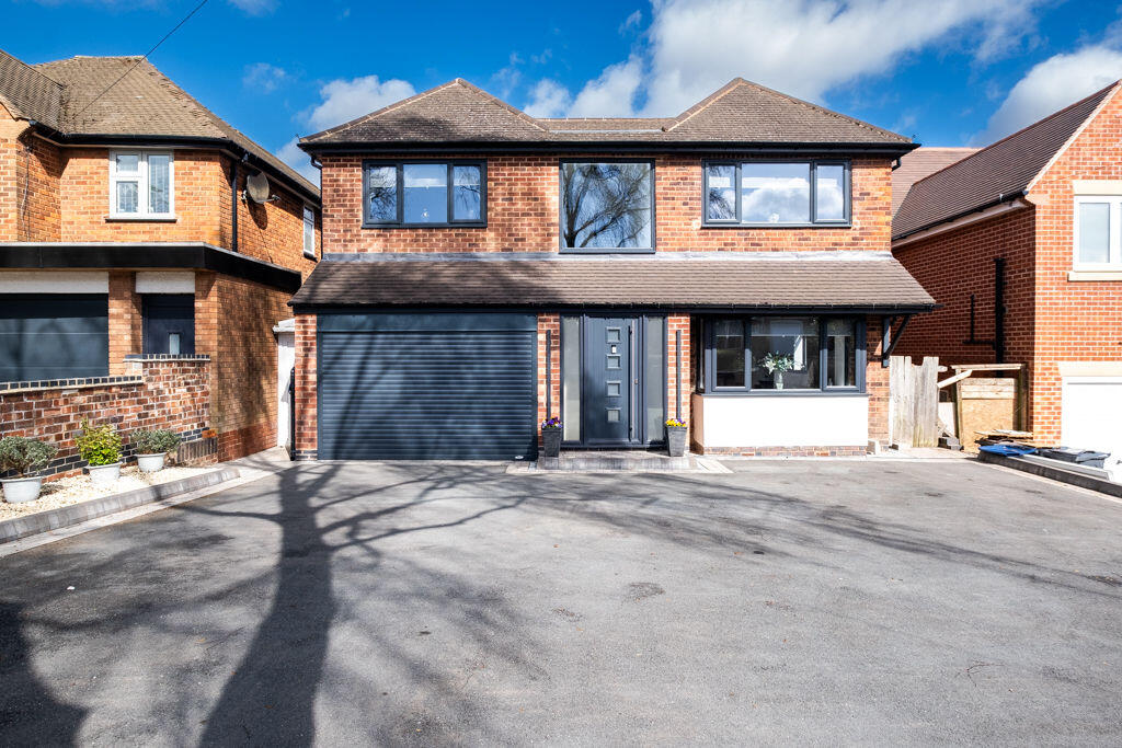 Main image of property: Kempson Avenue, Sutton Coldfield, B72 1HQ