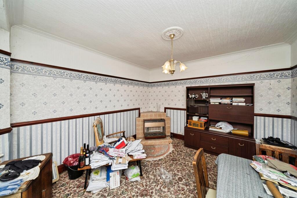 House in Wirral, Liverpool City Region - View 3