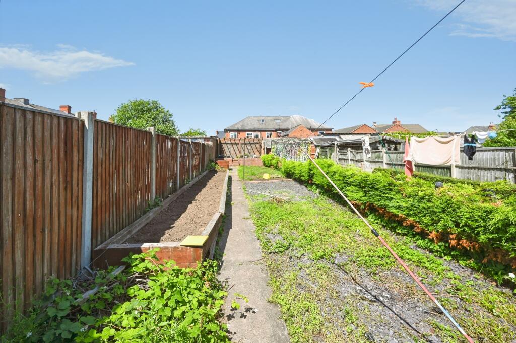 Victoria Road, Kirkby-In-Ashfield, NG17 - View 2