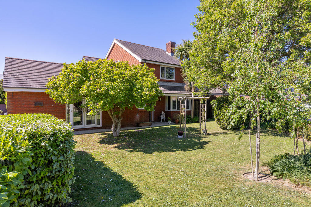 Main image of property: Queens Avenue, Chichester