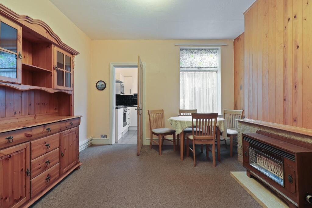 House in Sheffield, Saint Vincent's Quarter, Upperthorpe - View 2