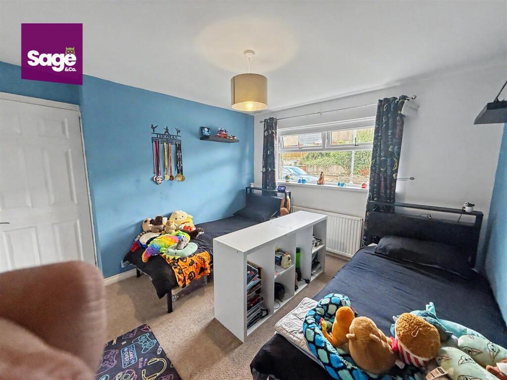 House in Risca - More