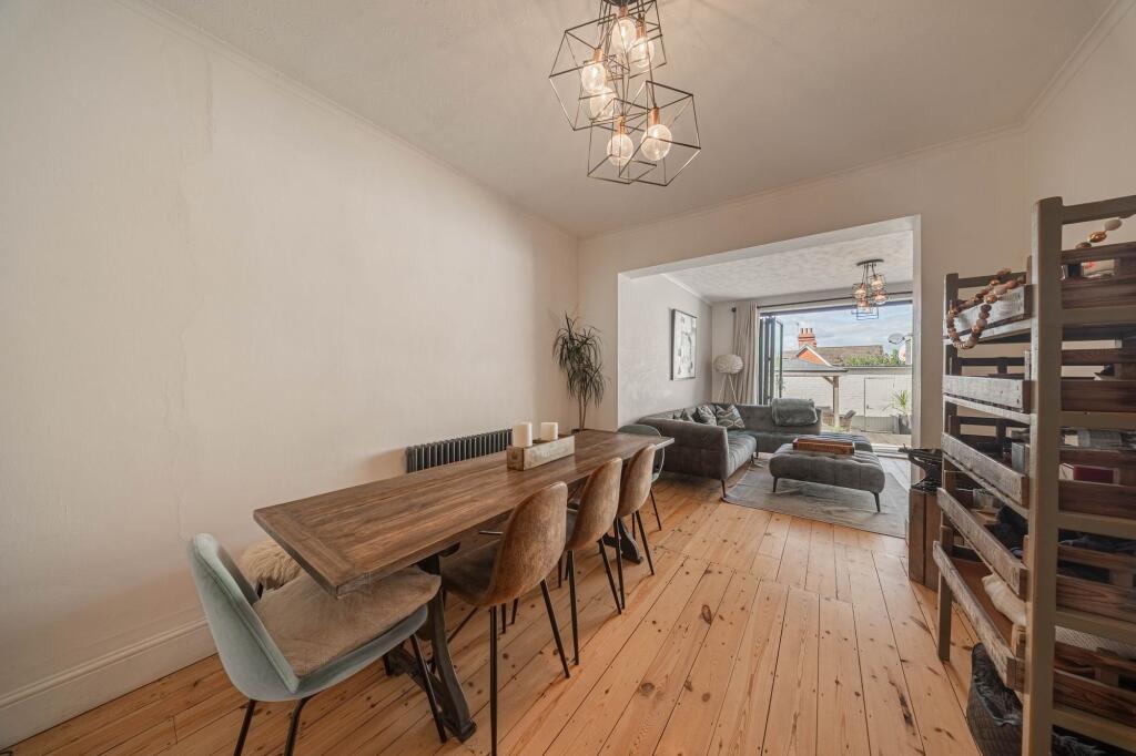 House in Haywards Heath - View 5