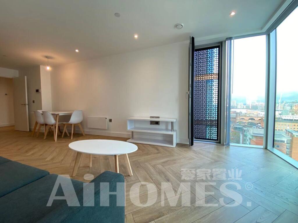 Main image of property: 404055VR, 16 Silvercroft Street, Manchester,