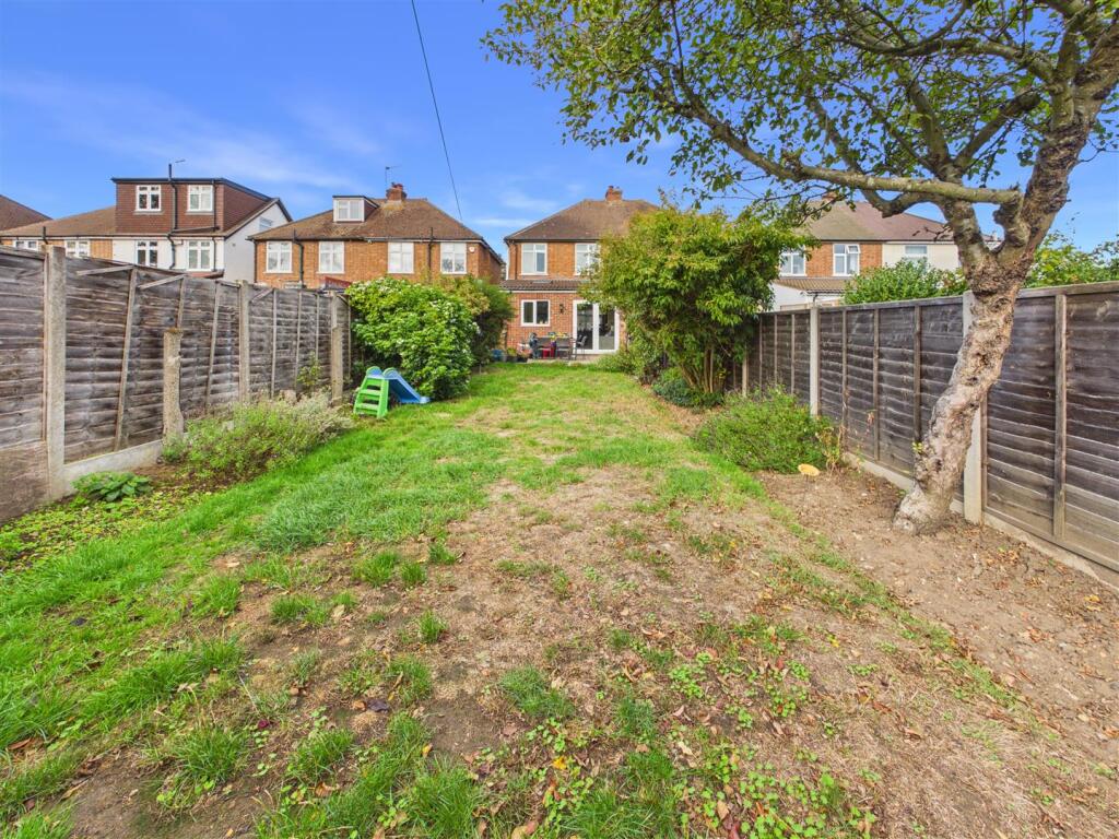 House in Walton-on-Thames, Surrey - View 5