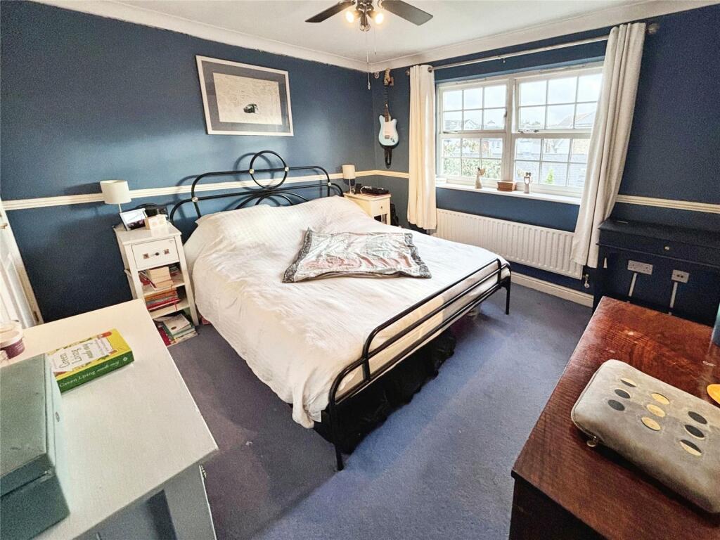 Island Way East, St. Marys Island, Chatham, Kent, ME4 – pohled 6