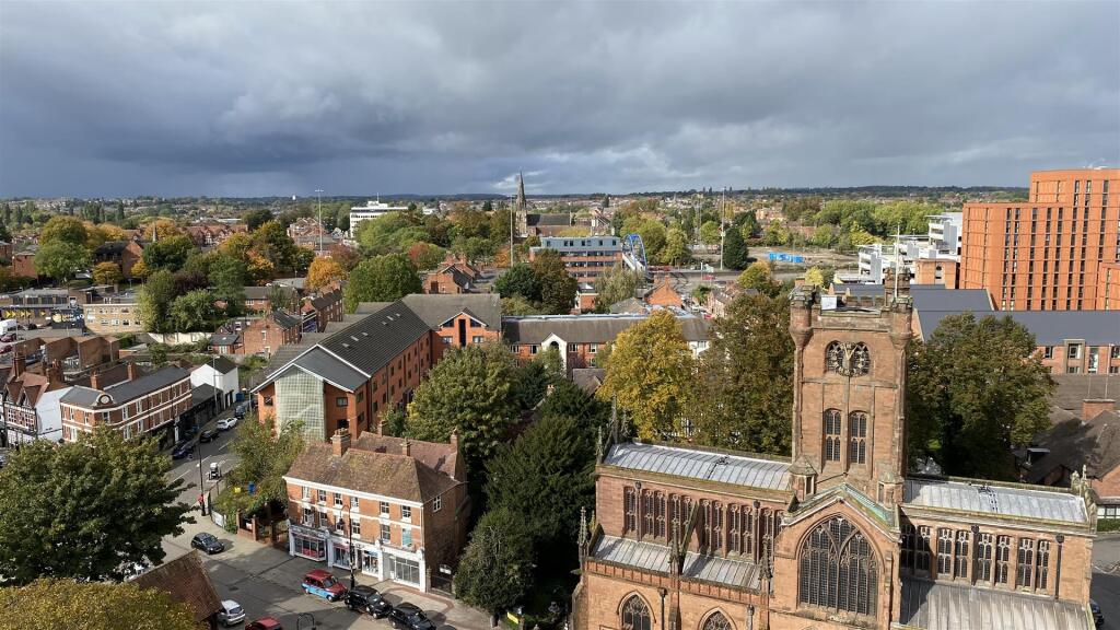 1-bed flat on The Precinct, Coventry City Centre ** GREAT INVESTMENT **, £85,000