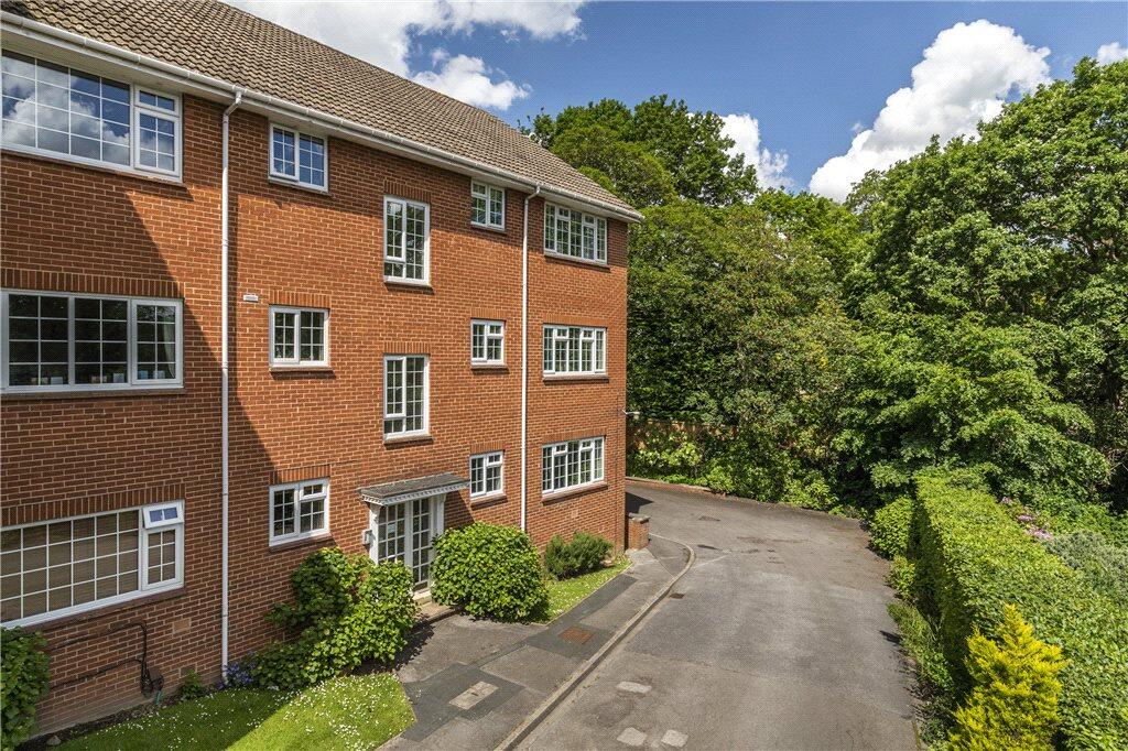 Main image of property: Linden Court, Hollin Lane, Leeds, LS16