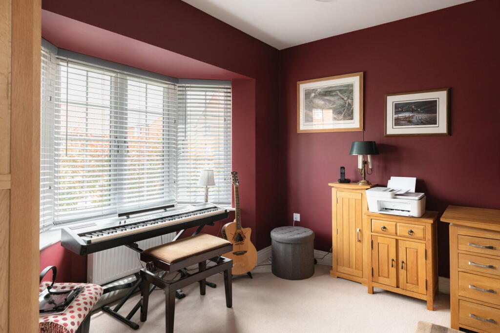 Hill Foot View, Wingrave, Buckinghamshire HP22 photo 4