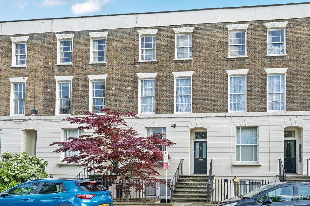 2-bed flat on Lorrimore Square, London, £600,000
