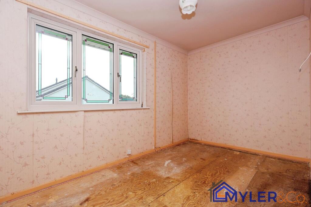 House in Widnes, Halton - More