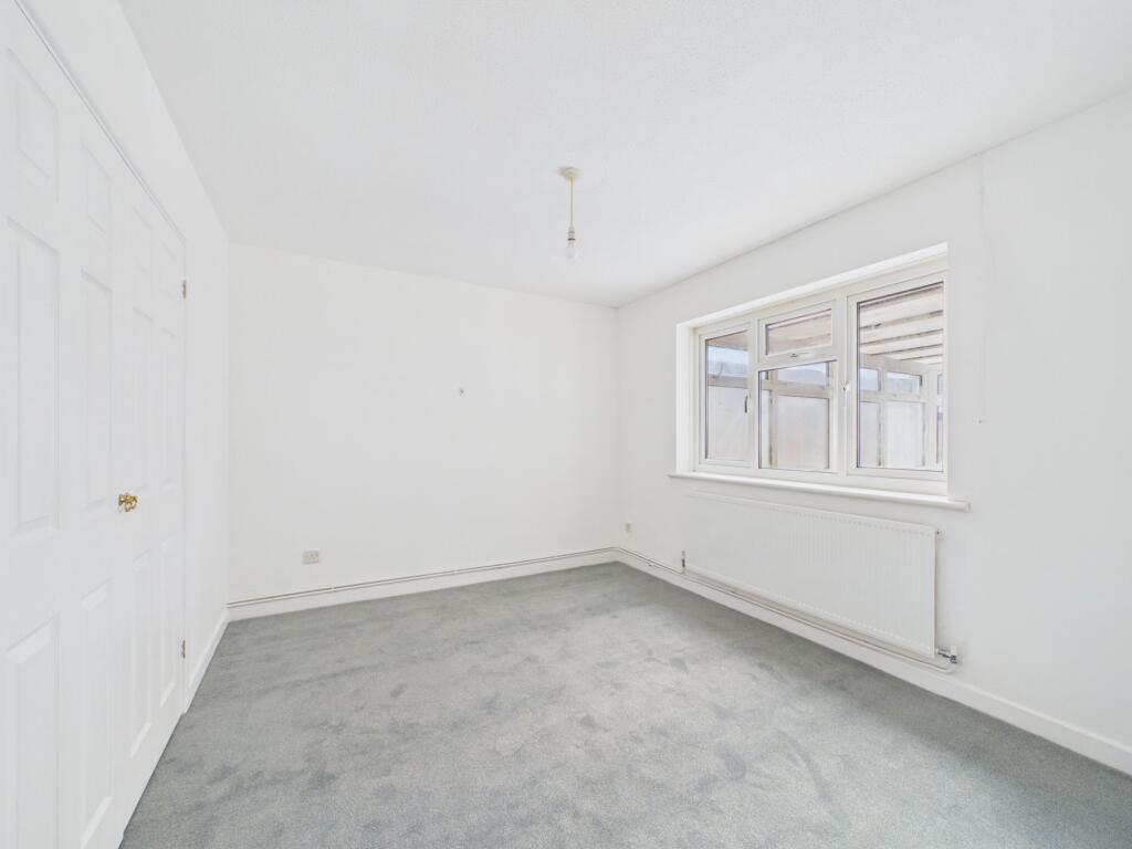 House in Pentlepoir, East Williamston - More