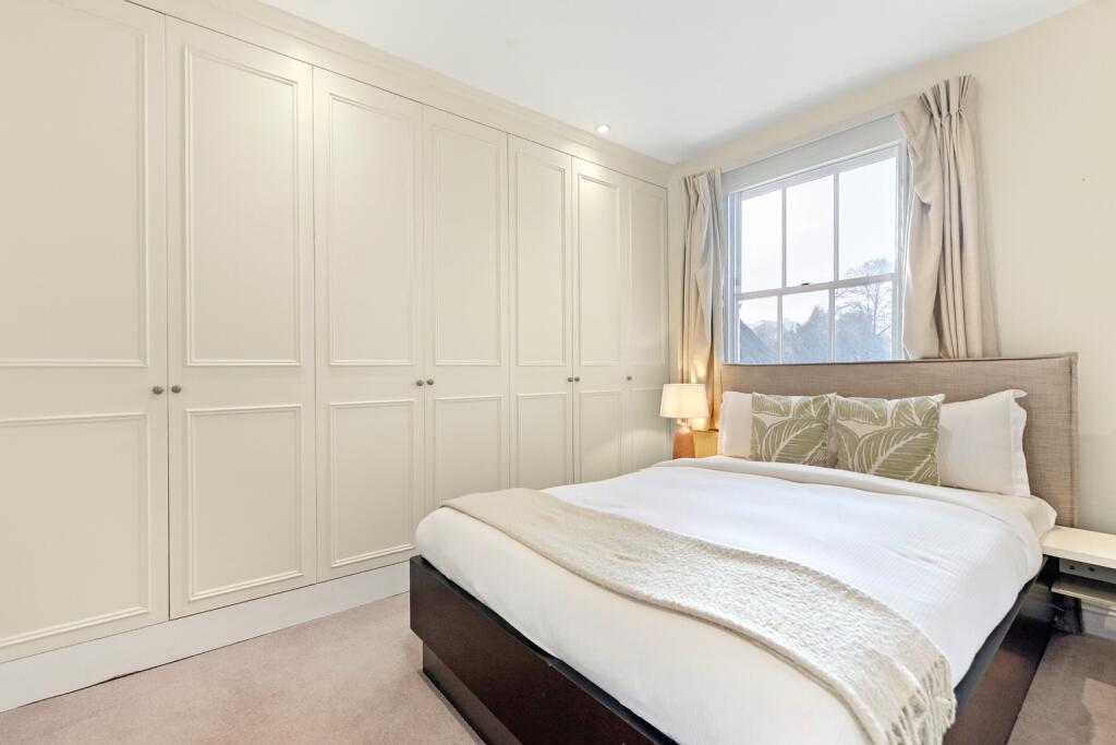 Apartment in London, Royal Borough of Kensington and Chelsea - View 3