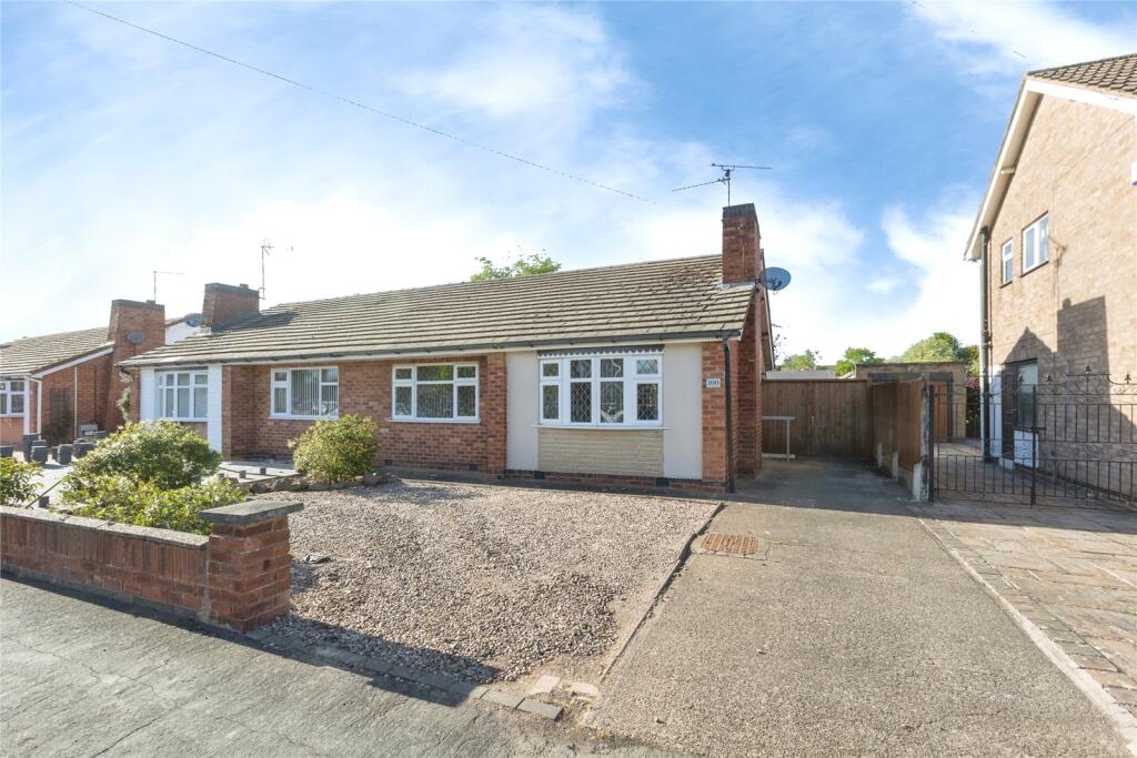 Main image of property: Gloucester Crescent, Wigston, Leicestershire, LE18