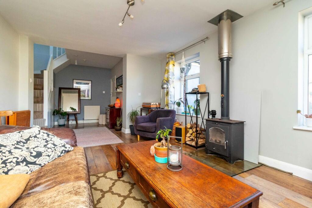Howard Road, Sompting, Lancing photo 5