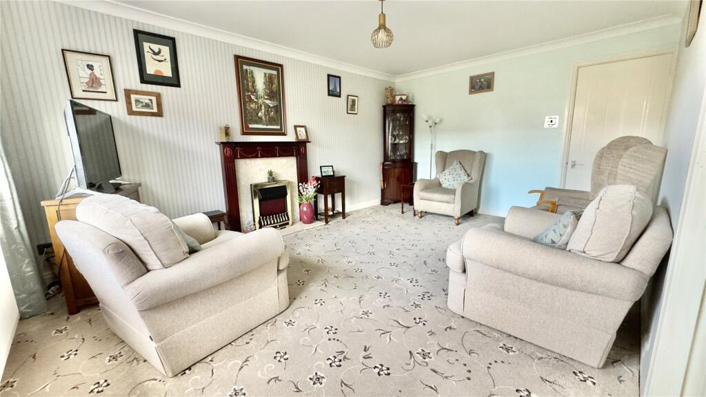 Rowan Tree Close, Wirral, Merseyside, CH49 photo 3