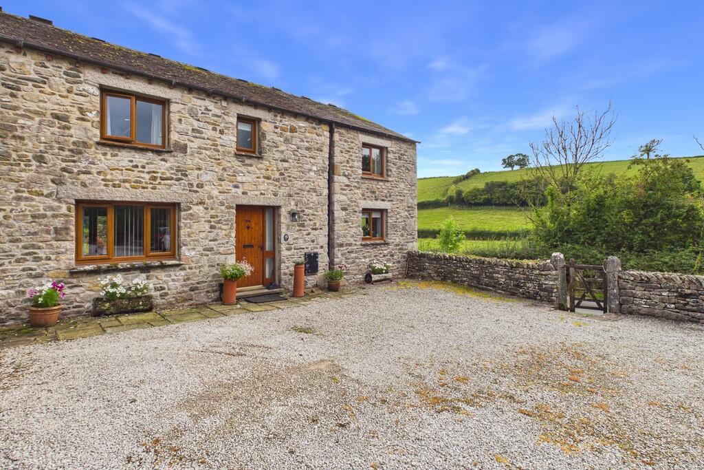 Main image of property: 1 Stainton Court, Stainton, Kendal, LA8 0LQ