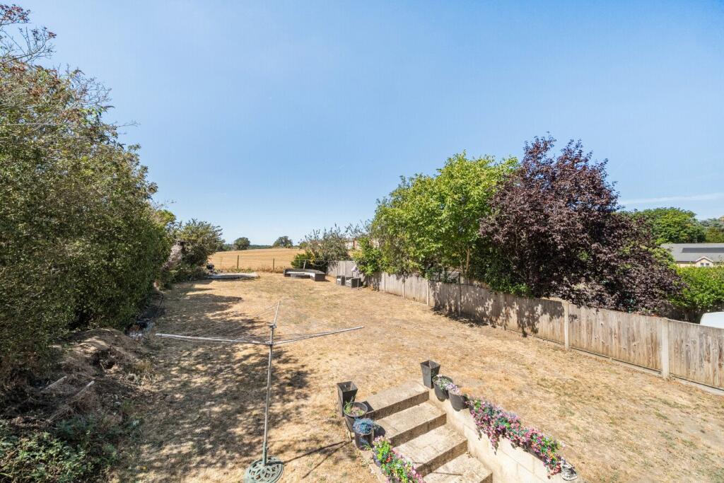 House in London - View 5