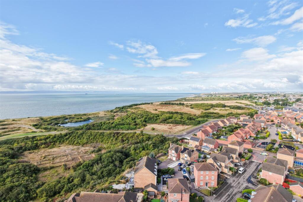 House in Cardiff, Rhoose - View 4
