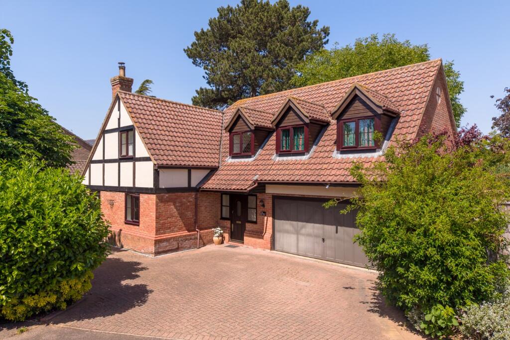 Main image of property: Kingfisher House, Hammond Way, Somersham, Huntingdon, Cambridgeshire, PE28 3YE