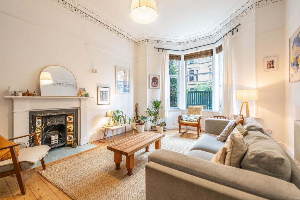Main image of property: 76 Albert Avenue, Flat 0/2, Queen’s Park, Glasgow, G42 8RD
