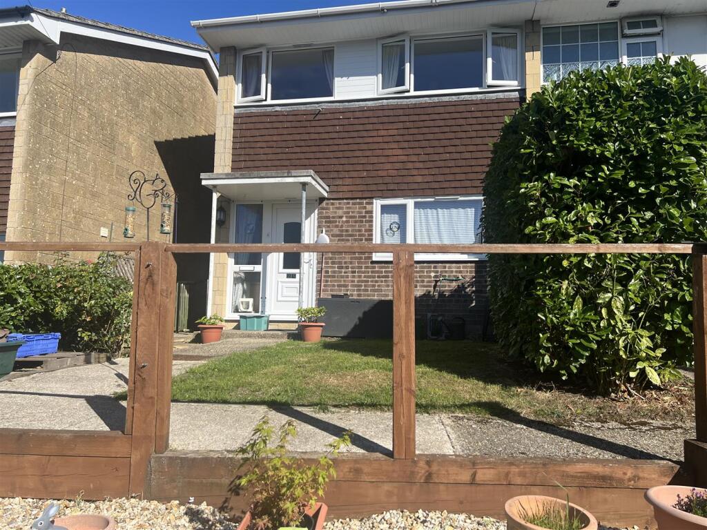Main image of property: 3 Bedroom House on Woodswater Lane, WITH GARAGE - Chain Free