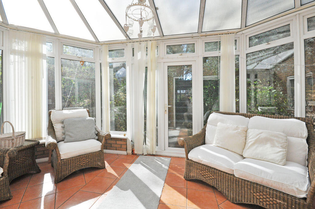 House in Newport - More