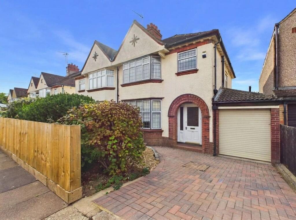 Main image of property: The Headlands | Headlands | NN3