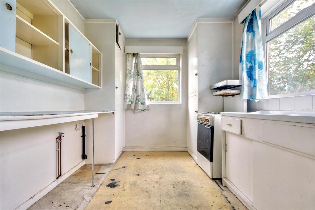 Compton Road, Sherwood, Nottingham - View 2