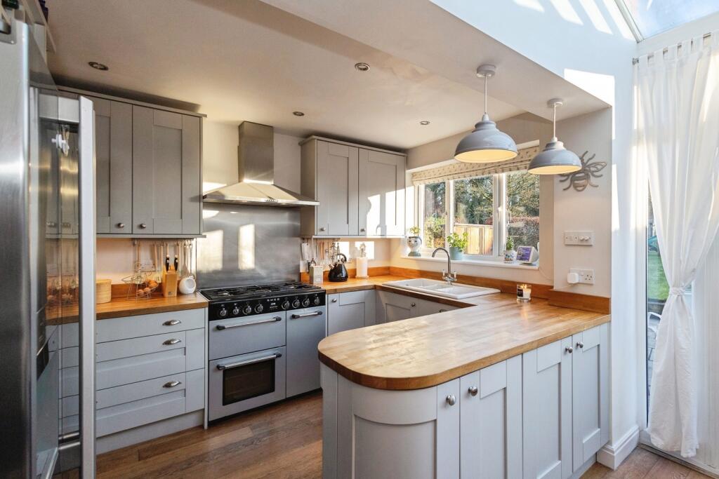 Poplar Grove, Ashton-under-Lyne, Greater Manchester, OL6 photo 3