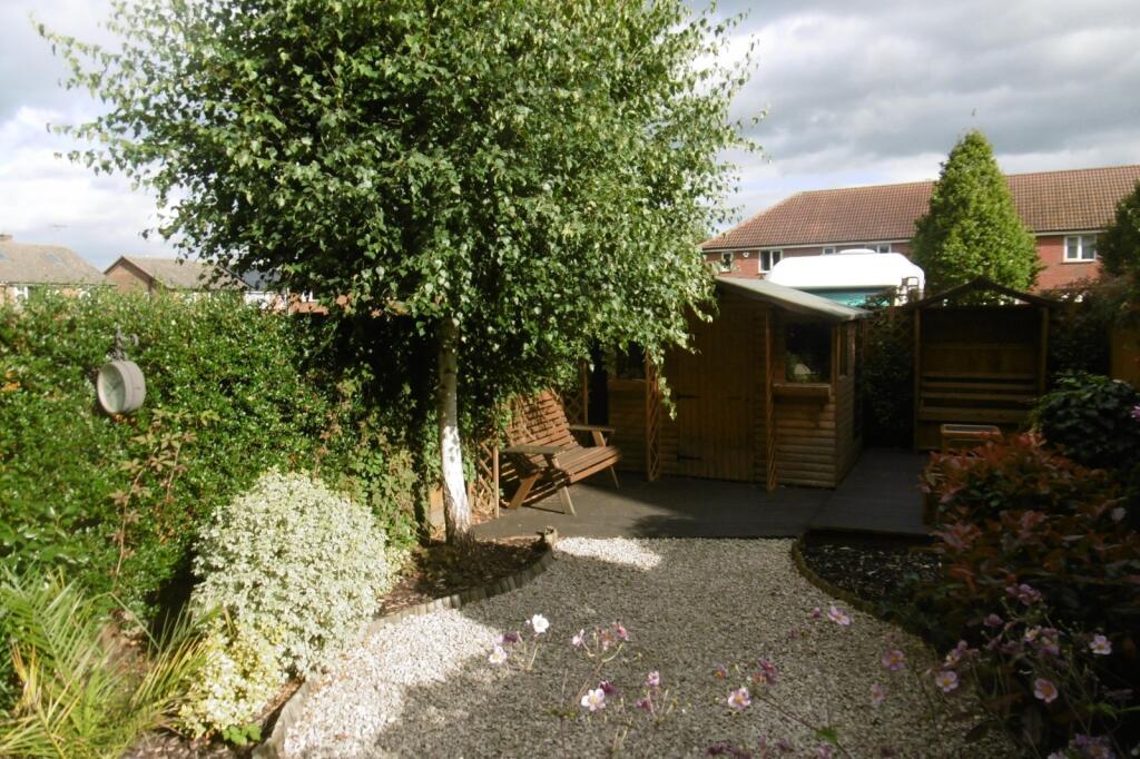 1 bedroom house share for rent