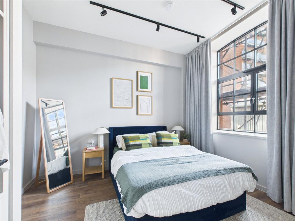 Apartment in Liverpool - View 5