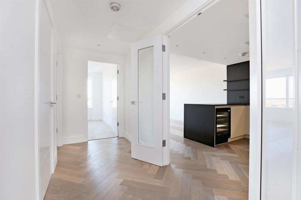 Apartment in London, Hurlingham, Fulham - View 2
