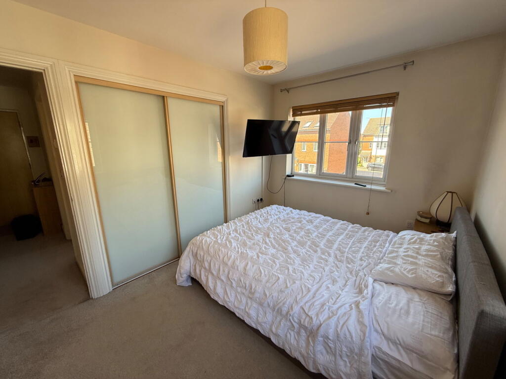 Apartment in Gillingham, Medway - View 5