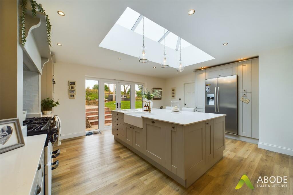 Ashbourne Road, Whiston photo 3
