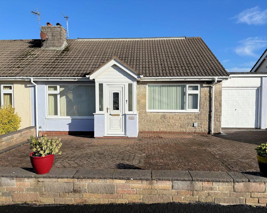 Main image of property: 41 Y Groesffordd, Bryncrug , Gwynedd LL36 9RP