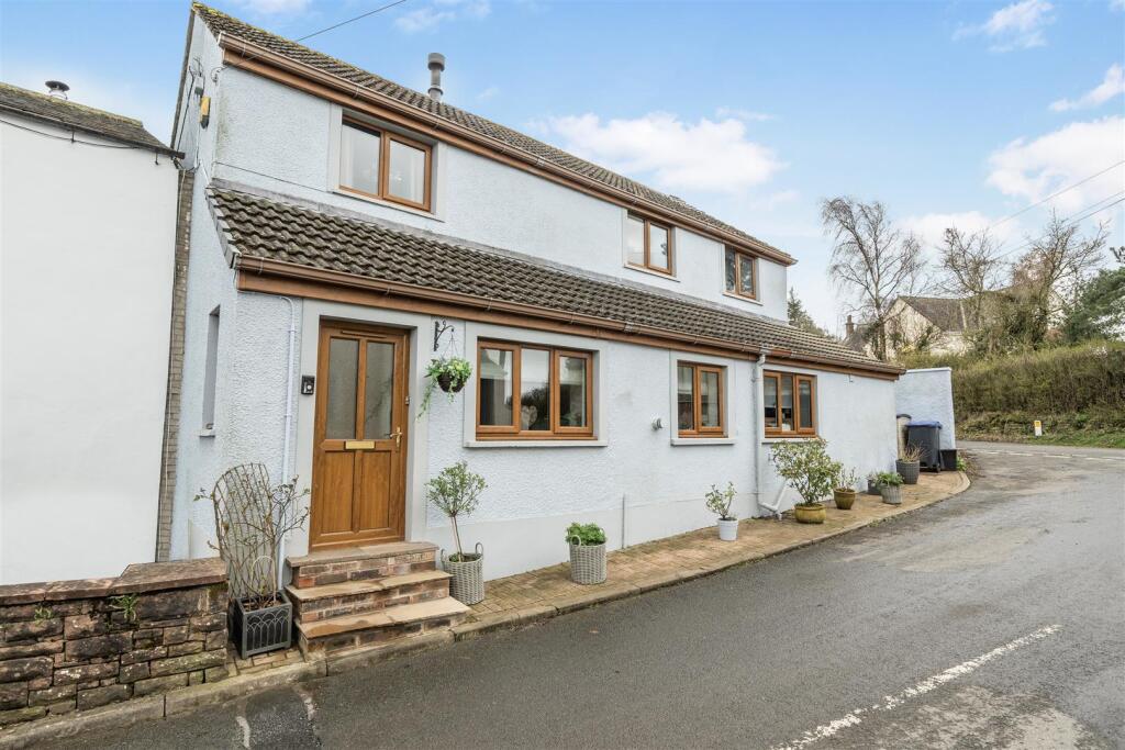 Main image of property: Ivy Cottage, Eaglesfield, Cockermouth